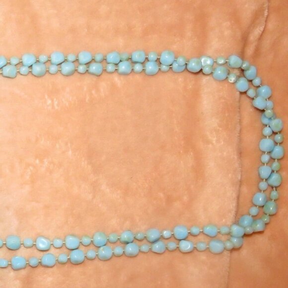 Lot 2 Vintage Bead Necklaces (Plastic) -8 Multi Strand Amber 48"/Light Blue 58" - Picture 3 of 16